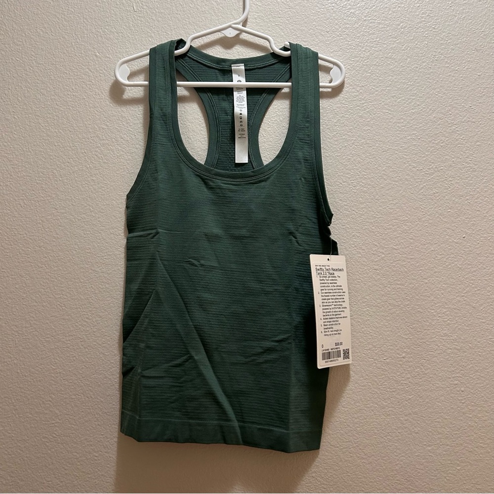 NWT swiftly tank